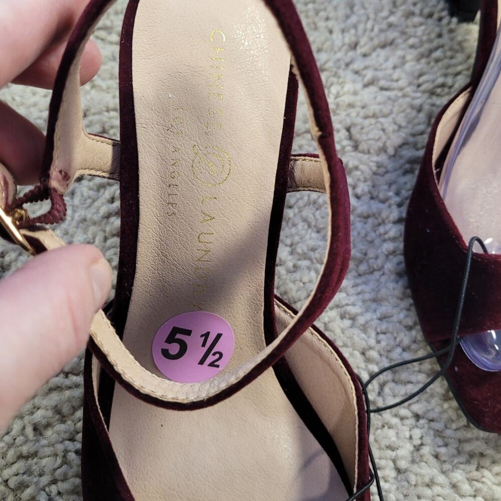 Chinese Laundry Lynwood Velvet Heels Merlot Kitten Sandals NWOT 5.5 - Picture 9 of 10